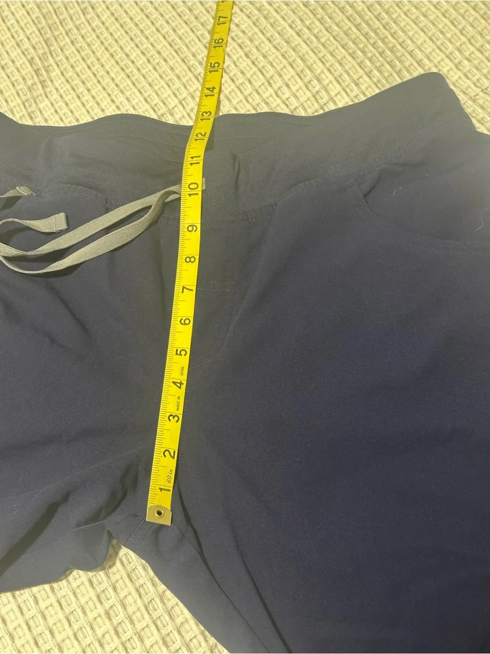 FIGS | Navy 4 Pocket Scrub Pants - Men’s  Large